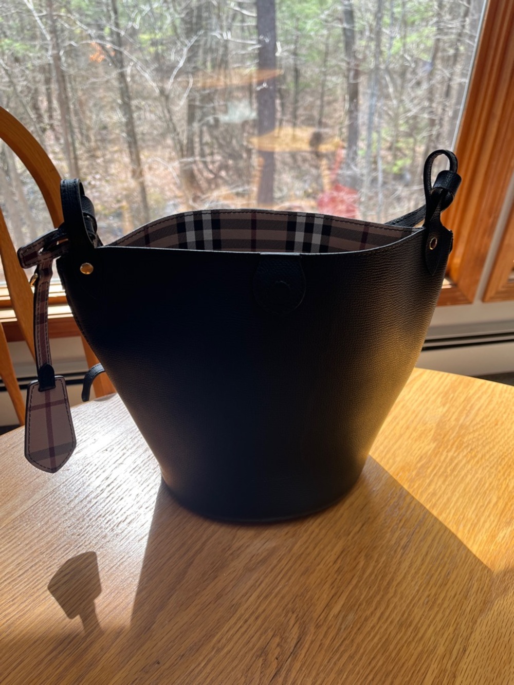 Burberry Black Leather-Style Bucket Tote with Plaid Lining
